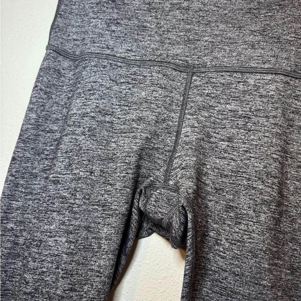 Lululemon Wunder Under High-Rise leggings in a heathered gray color